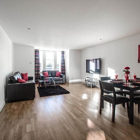 Orange Apartments Polmuir Gardens Only 7 Minutes To City Centre Aberdeen Exterior photo