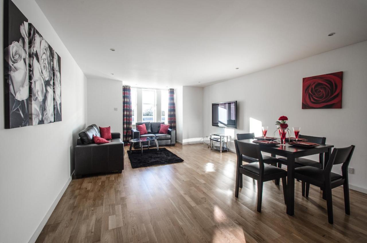 Orange Apartments Polmuir Gardens Only 7 Minutes To City Centre Aberdeen Exterior photo
